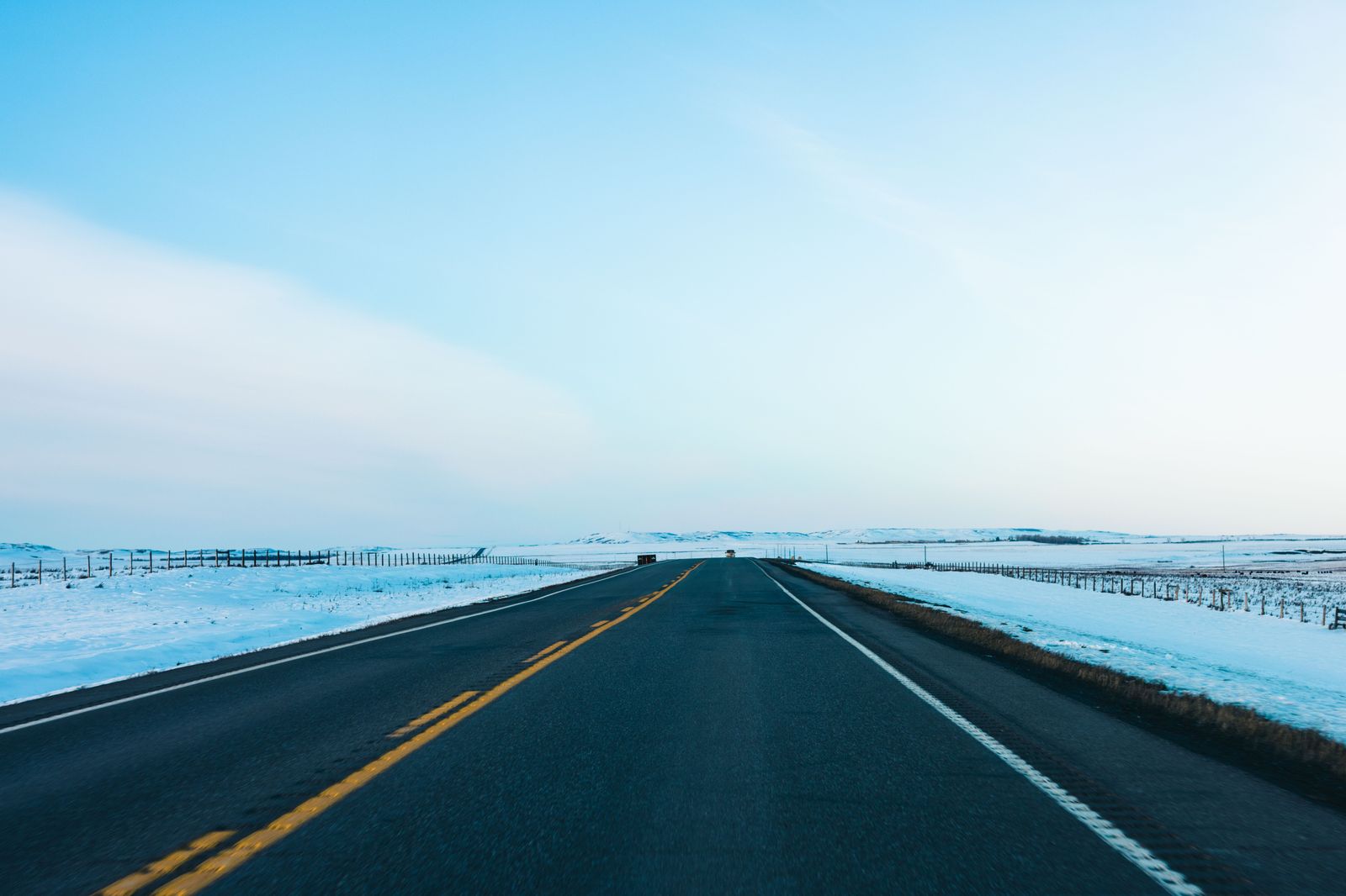 The prairie highway in winter: the QEII at minus thirty is the network chauffeur's road