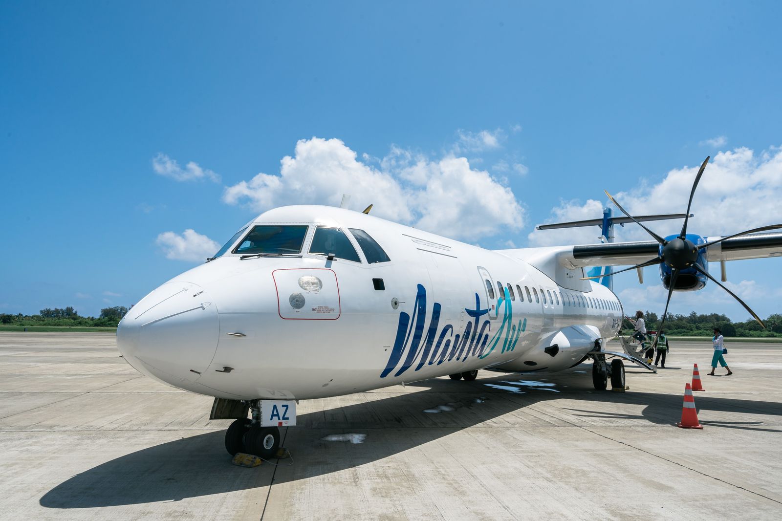 Turboprops and regional jets on the apron: Windsor's routes are Toronto connections and the sun