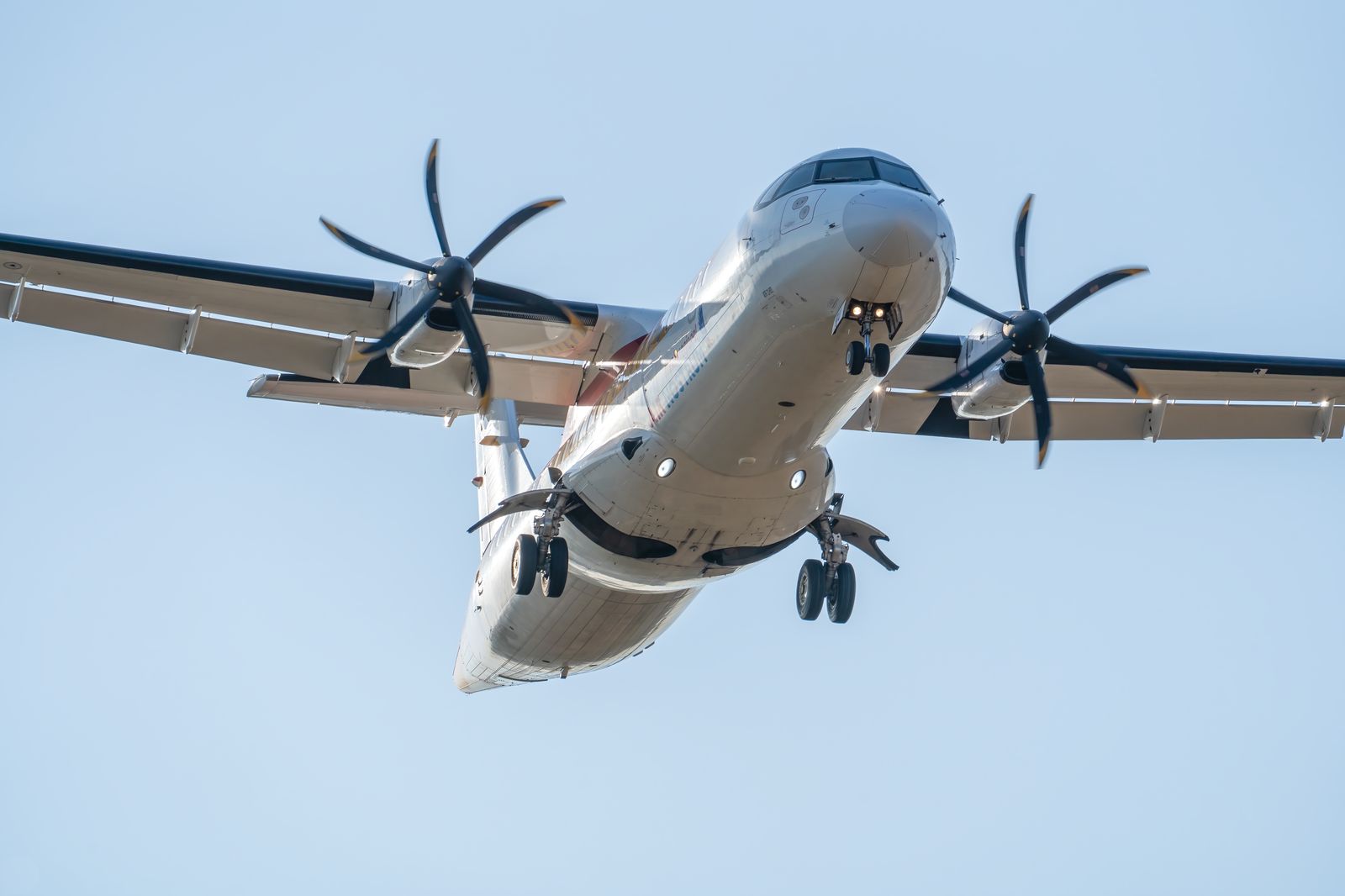 Boarding a Dash 8: Porter's turboprops from the island to Ottawa, Montreal, Halifax and the US northeast