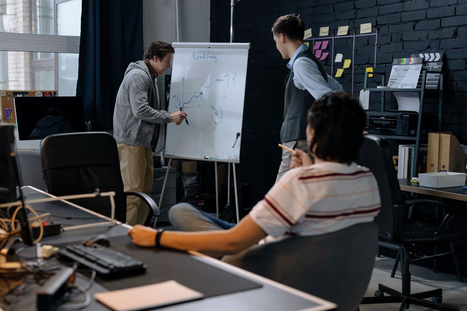 A technology office in the Innovation District: the London company's day in the region is by the hour