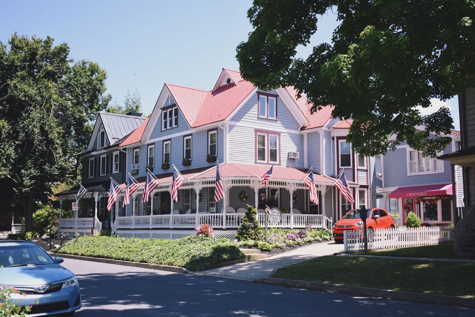 A Victorian street in Stratford: the inns and the bed-and-breakfasts for the evening performance