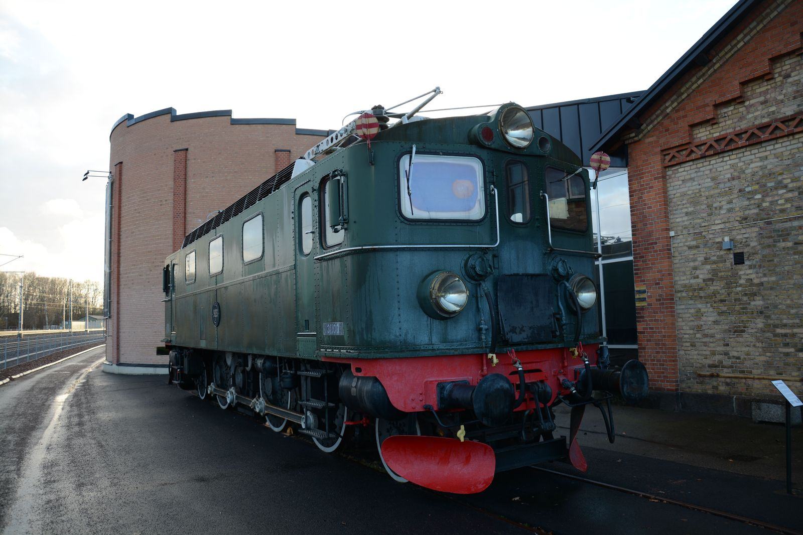 A locomotive at the Elgin County Railway Museum: the railway city's history in its old shops