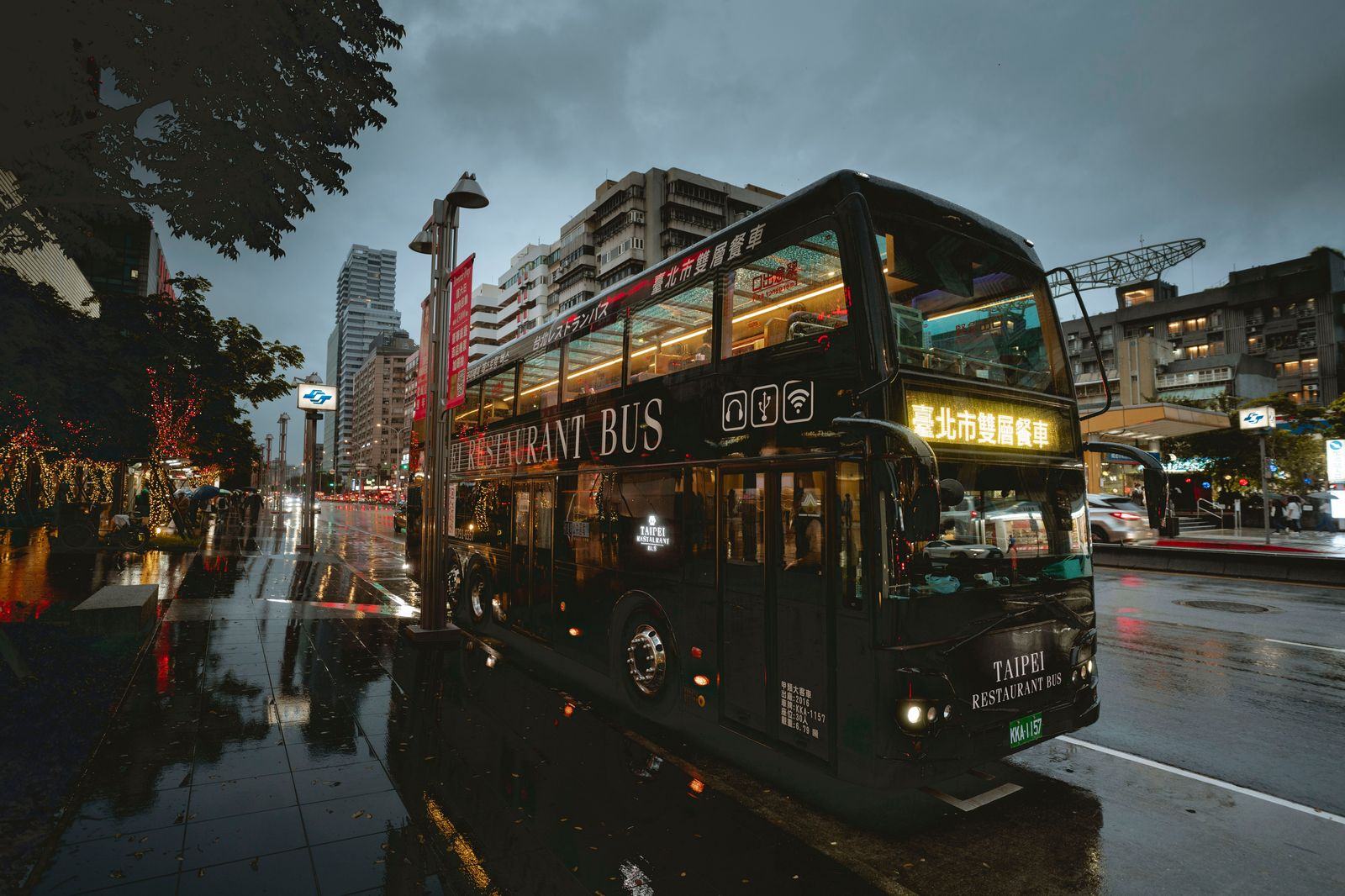 Limo bus and party bus