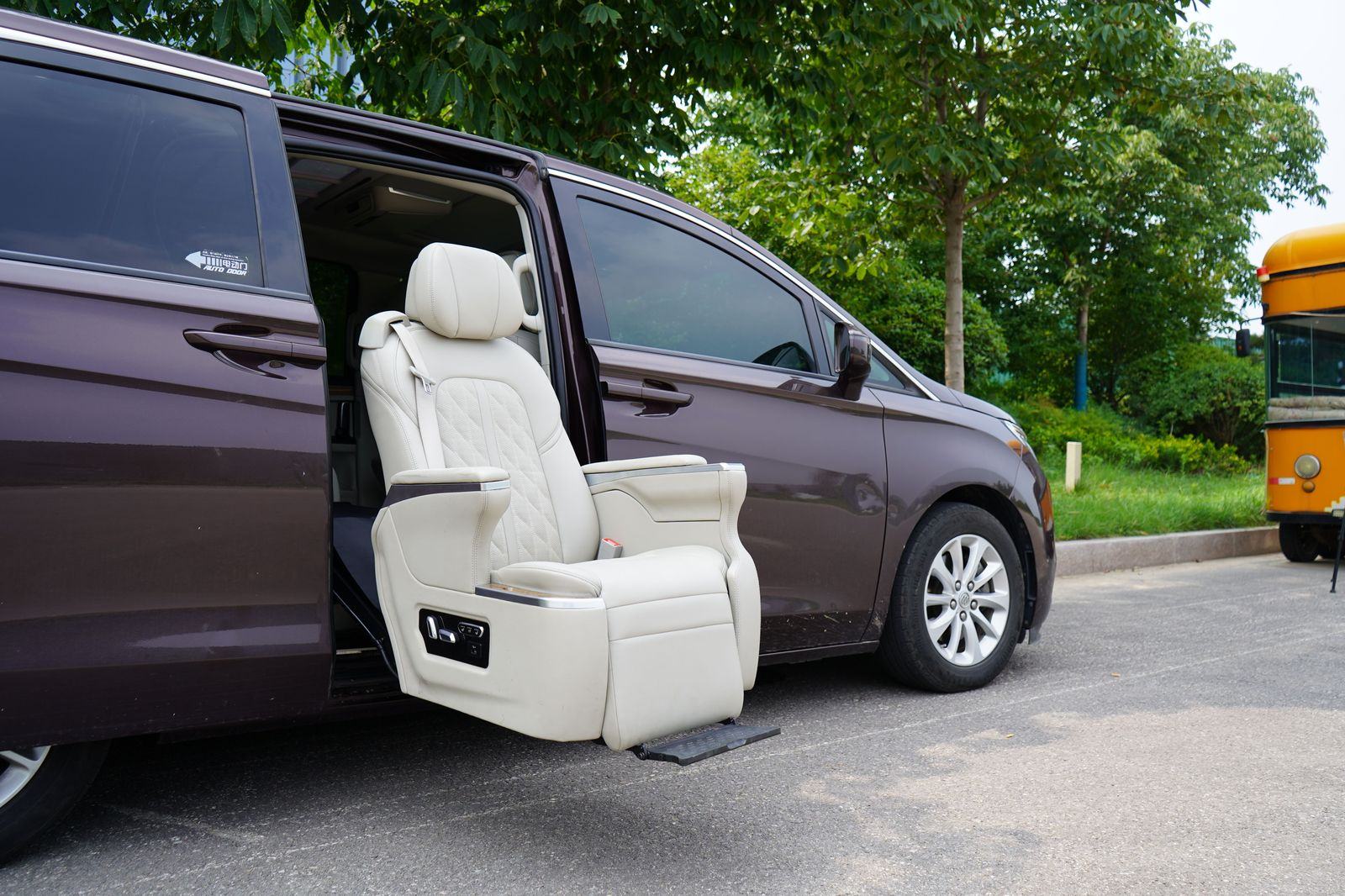 Luxury van